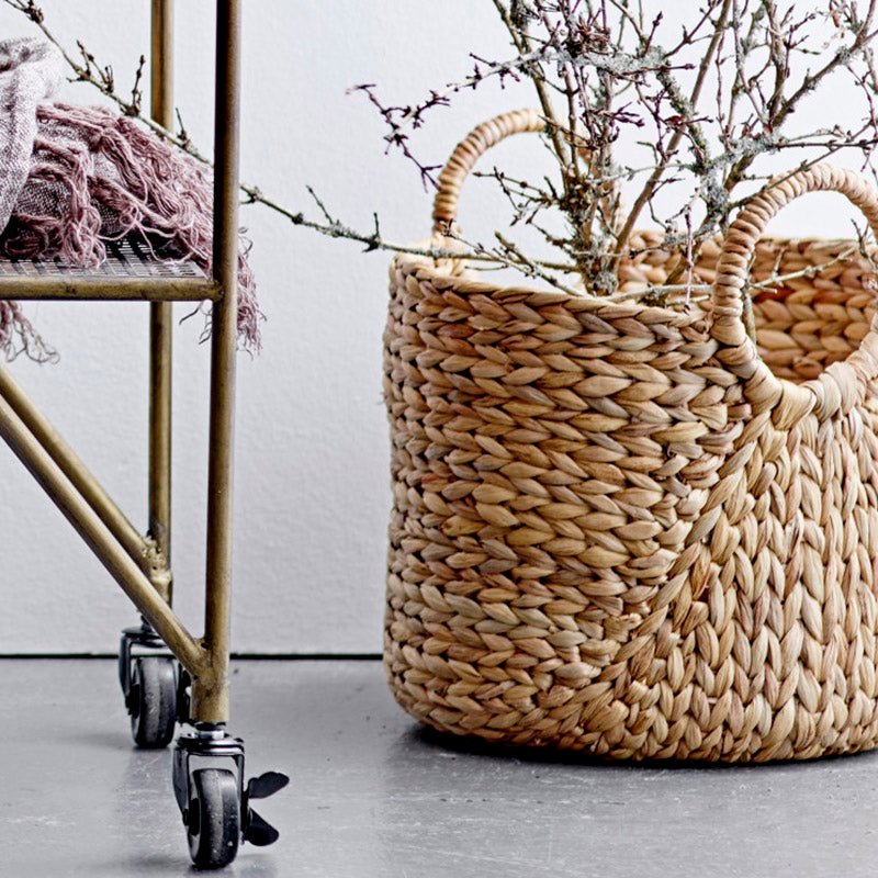 SEAGRASS BASKET WITH HANDLES - Bloomingville