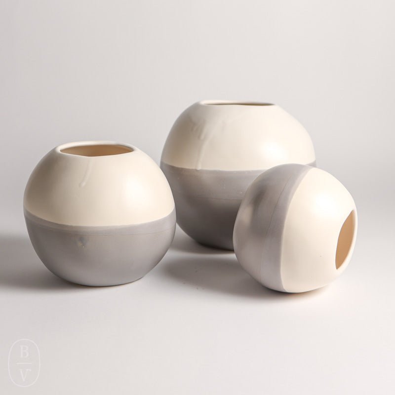 Alex Marshall Studios SPHERE VASE Grey Matte White Duo