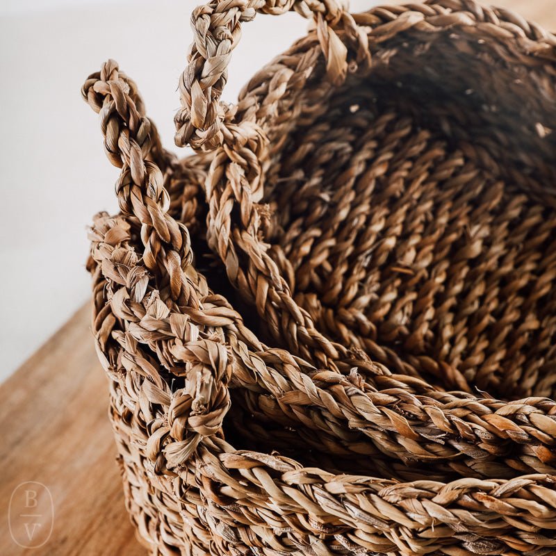 OVAL NATURAL WOVEN SEAGRASS BASKET - Creative Co-op