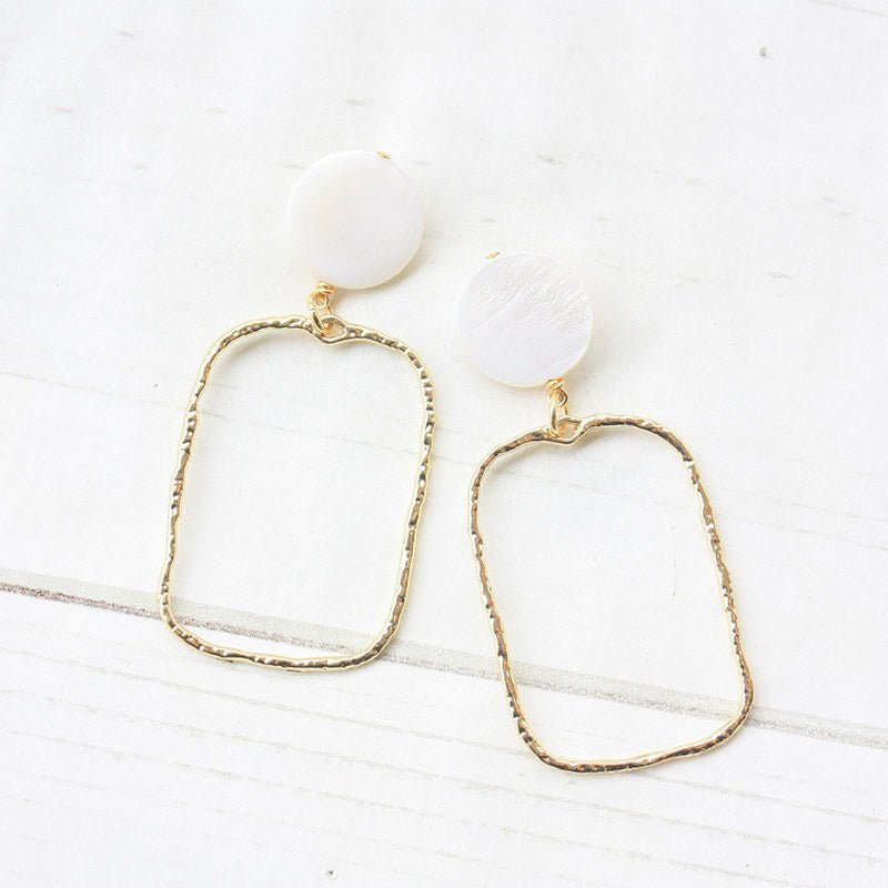 Virtue ROUND SHELL POST BRANCH RECTANGLE EARRINGS Gold