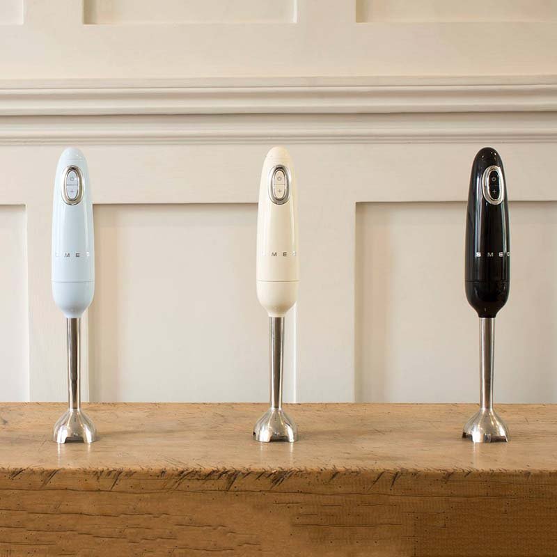 Introducing the BELLA Hand Blender with whisk attachement 