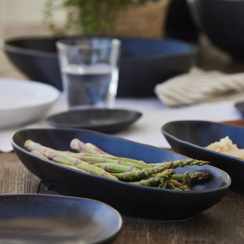 Costa Nova LIVIA OVAL PLATTER Matte Black 13