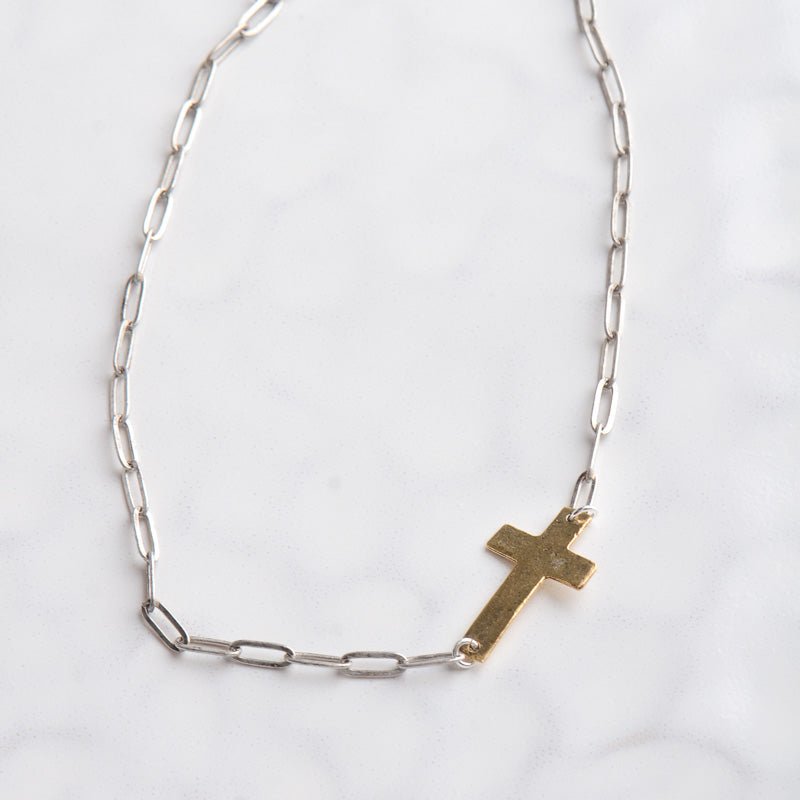 Virtue GOLD HAMMERED CROSS LARGE PAPERCLIP CHAIN NECKLACE Silver
