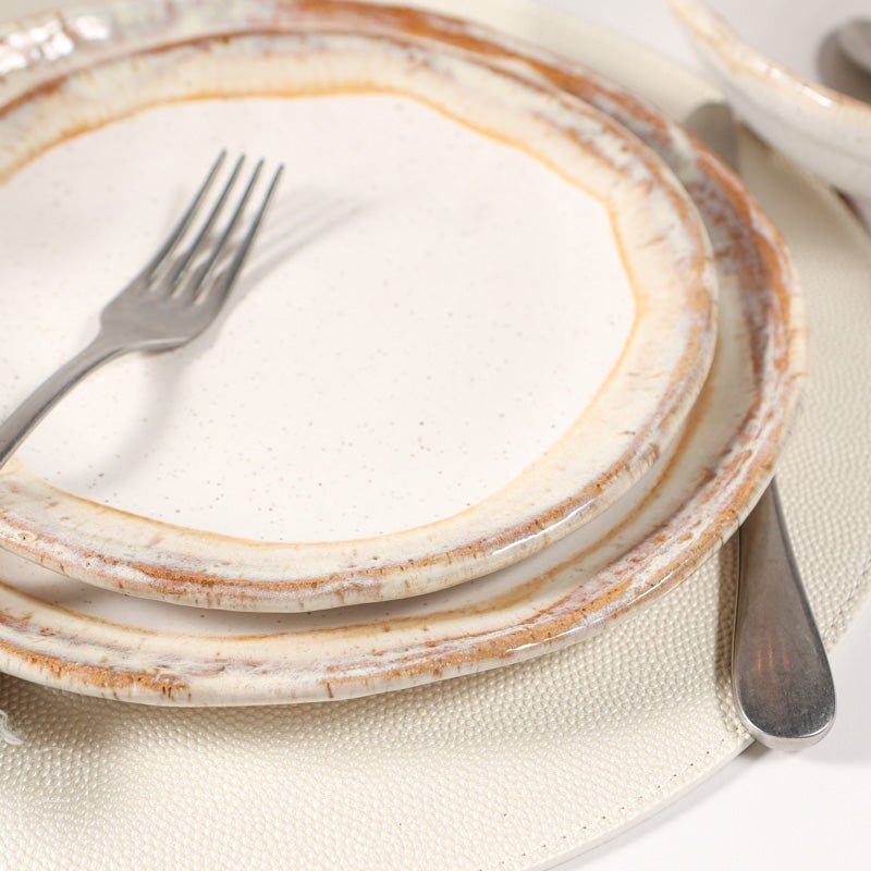 Farmhouse Round Dinner Plate-Hydrangea