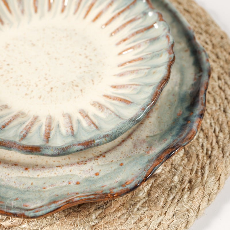 Etta B Pottery RIMMED ROUND DINNER PLATE