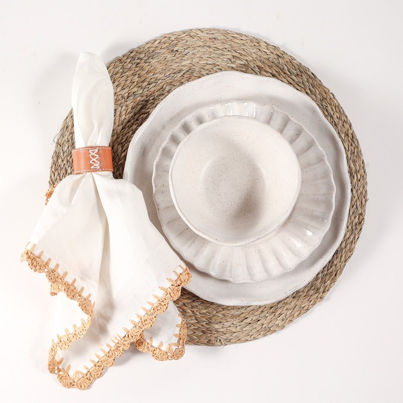Etta B Pottery RIMMED ROUND DINNER PLATE