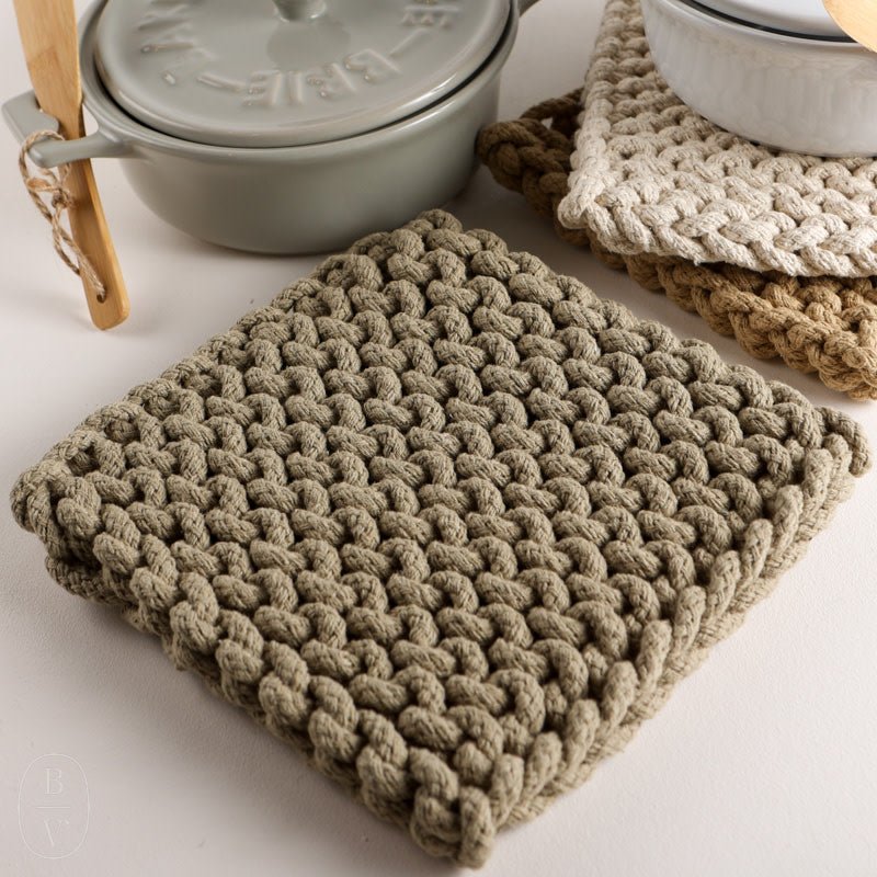 Creative Co-op SQUARE COTTON KNIT POT HOLDER Moss