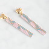 Virtue GOLD ROUND HAMMERED POST ACRYLIC BAR EARRINGS Pink Mermaid